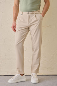 Beige geplooide Gurkha-broek voor heren, verstelbare taille, getailleerde pasvorm
