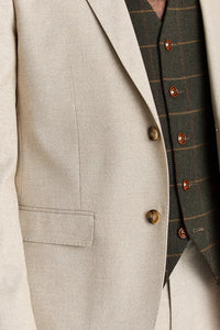 Belmont beige pak met Harris groene tweed vest