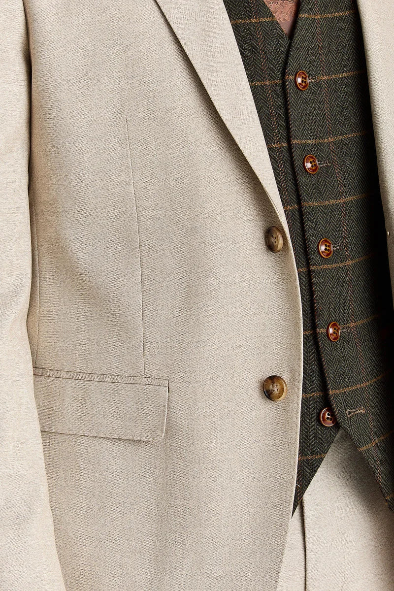 Belmont beige pak met Harris groene tweed vest