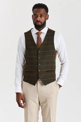 Belmont beige pak met Harris groene tweed vest
