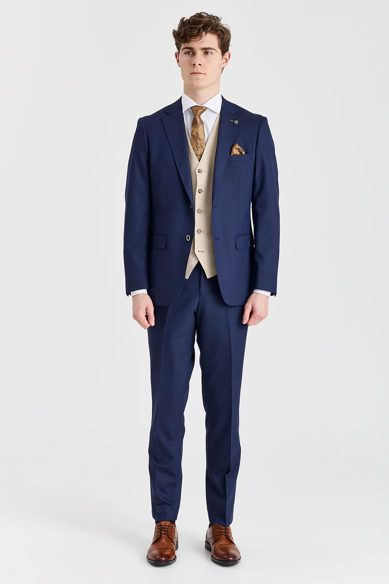 Belmont marineblauw pak met contrasterend Belmont beige vest.