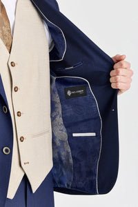 Belmont marineblauw pak met contrasterend Belmont beige vest.