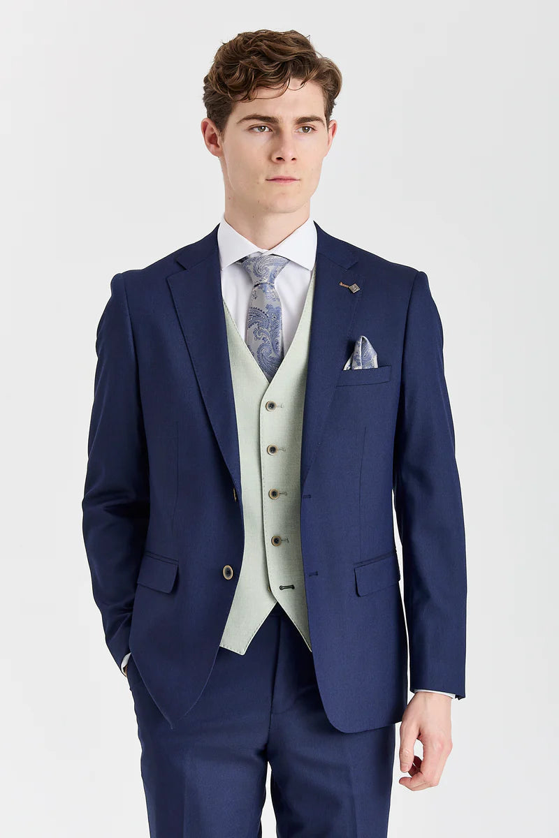 Belmont marineblauw pak met contrasterend Belmont saliegroen vest.