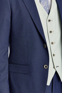 Belmont marineblauw pak met contrasterend Belmont saliegroen vest.