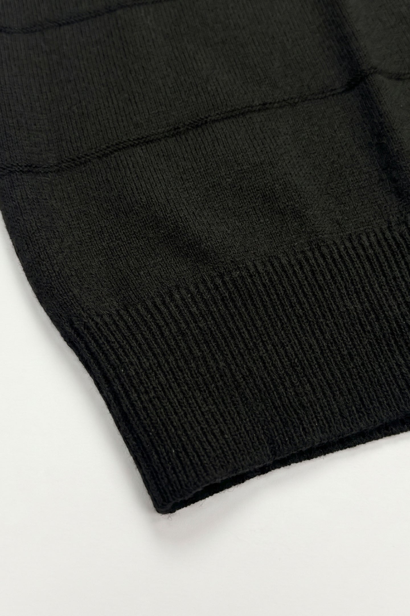 Zwart gebreid T-shirt met textuur voor heren