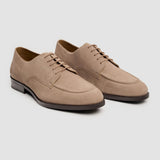 Brera - Klassieke Derby-schoenen met vetersluiting voor heren in zandkleurig suède.