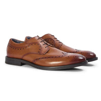 Cambridge - Herenschoenen in de vorm van een brogue met vleugelneus in een lichtbruine tint