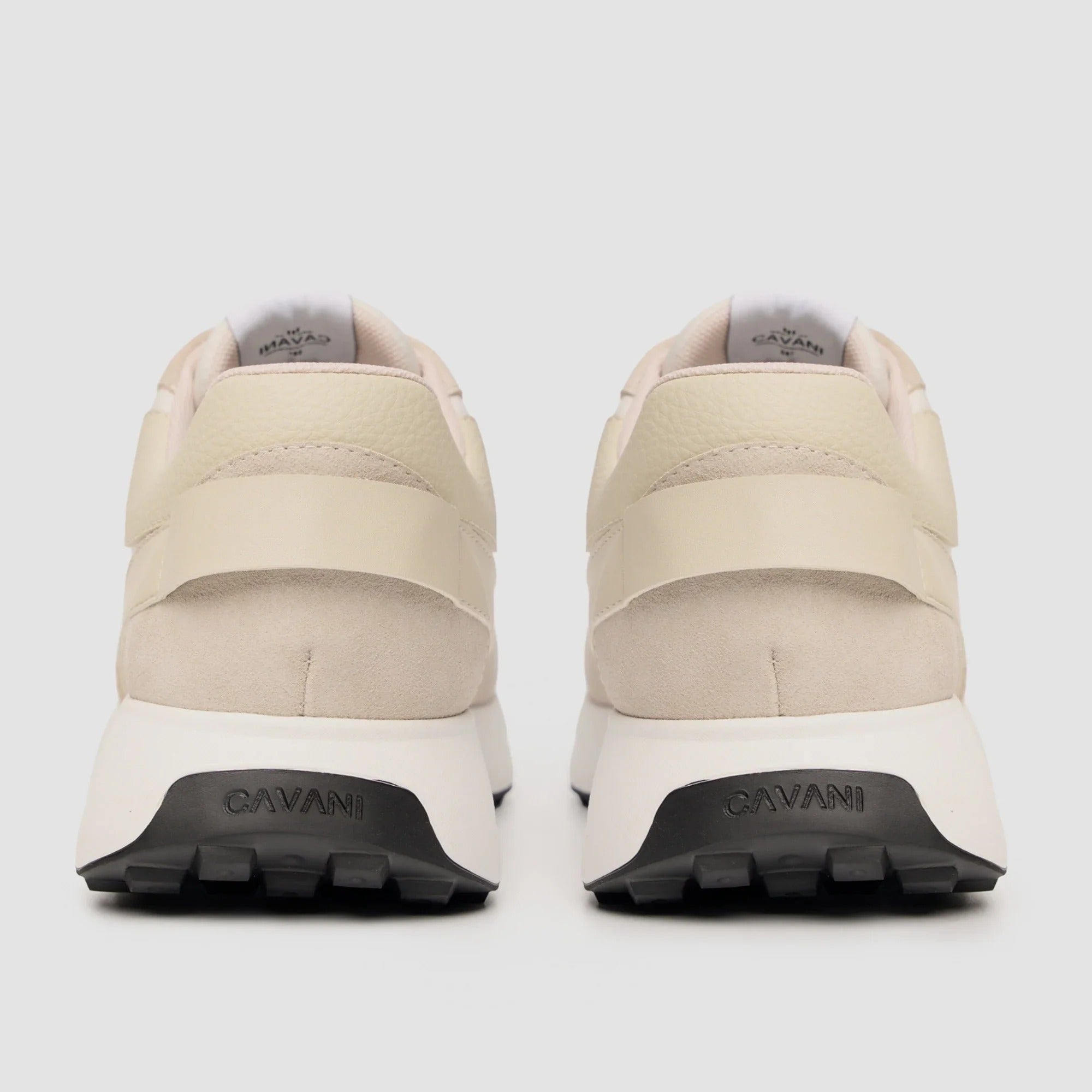 Canbera - Witte lichtgewicht suède sneakers voor heren