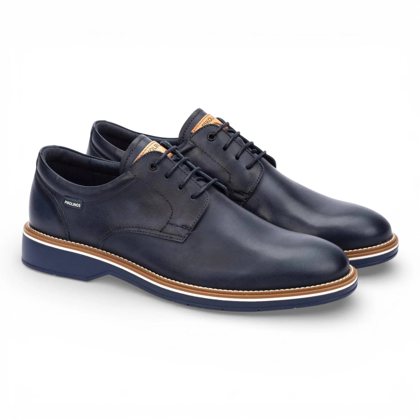 Claret - Herenschoenen van blauw leer met vetersluiting, model Derby.