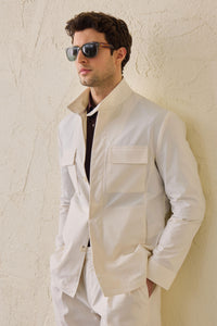 Witte utility-jas voor heren, lichtgewicht katoenmix, smart casual model.