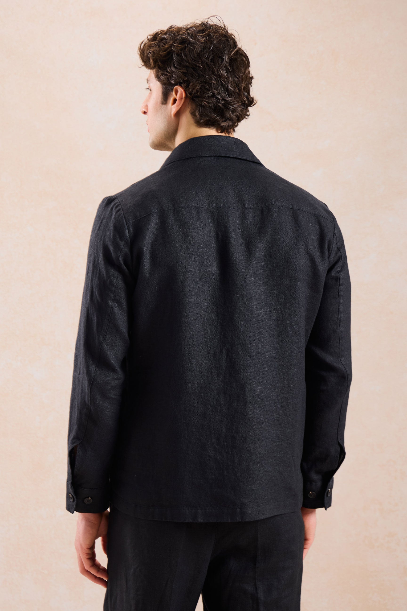 Herenpak van zwart linnen, smart casual, 2-delig, met ritssluiting aan de voorkant, safari-stijl, zomer