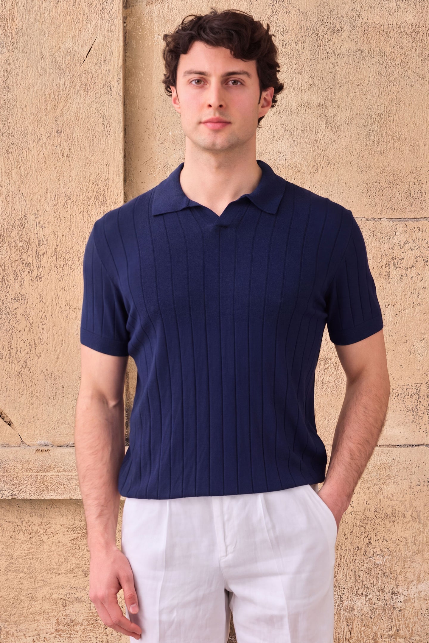 Donkerblauwe gebreide polo met ribbels voor heren