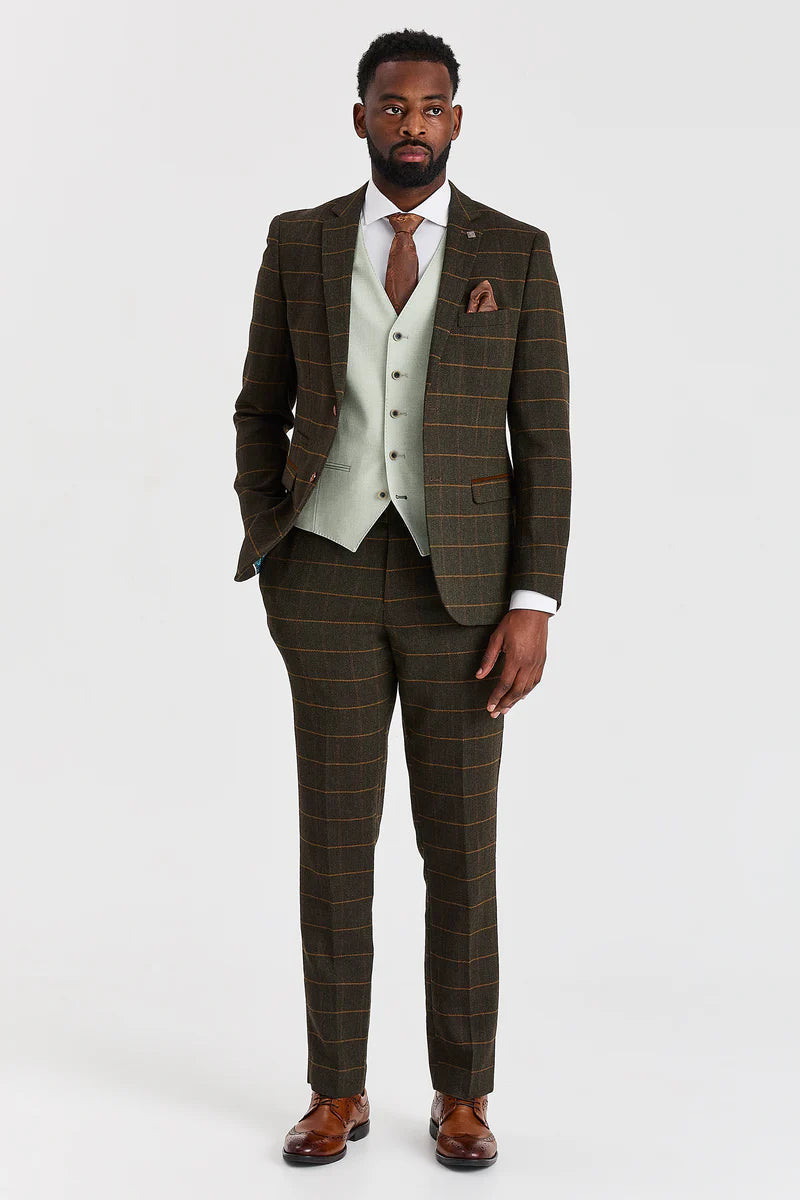 Harris Green geruit tweedpak met contrasterend Belmont Sage-vest.