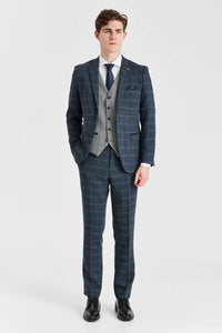 Harris marineblauwe tweedpak met Harris contrasterend grijs tweedvest.