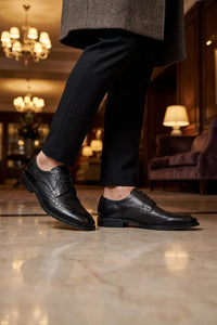Lorenzo - Herenschoenen van zwart gepolijst leer (Oxfords)