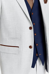Mark Stone-pak met contrasterend marineblauw Mayfair-vest.