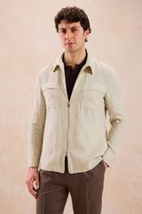 Herenset: beige linnen jas met rits en bruine broek, smart casual zomeroutfit