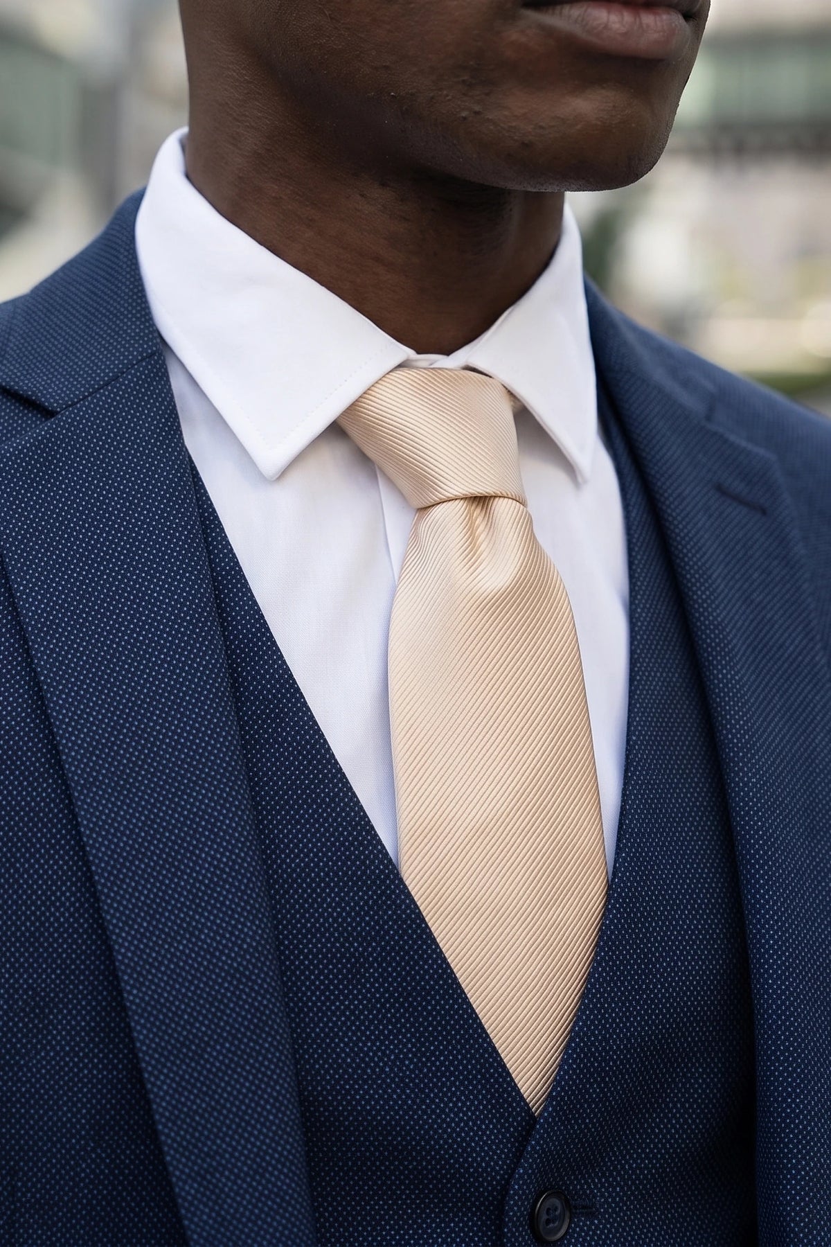 Beige smalle stropdas voor heren, effen kleur