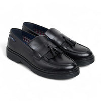 Zwarte leren loafers met dikke zool en kwastjes voor heren