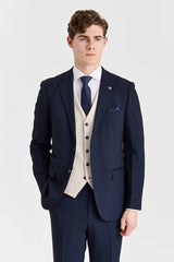 Regent Navy geruit pak met contrasterend Regent crèmekleurig vest.
