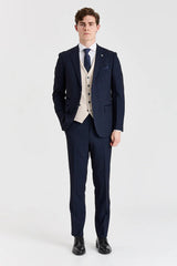 Regent Navy geruit pak met contrasterend Regent crèmekleurig vest.