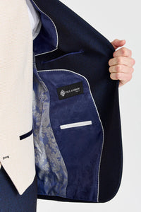 Regent Navy geruit pak met contrasterend Regent crèmekleurig vest.