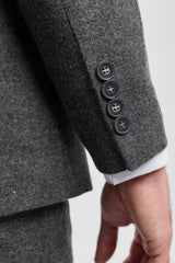 Heren grijs wollen pak