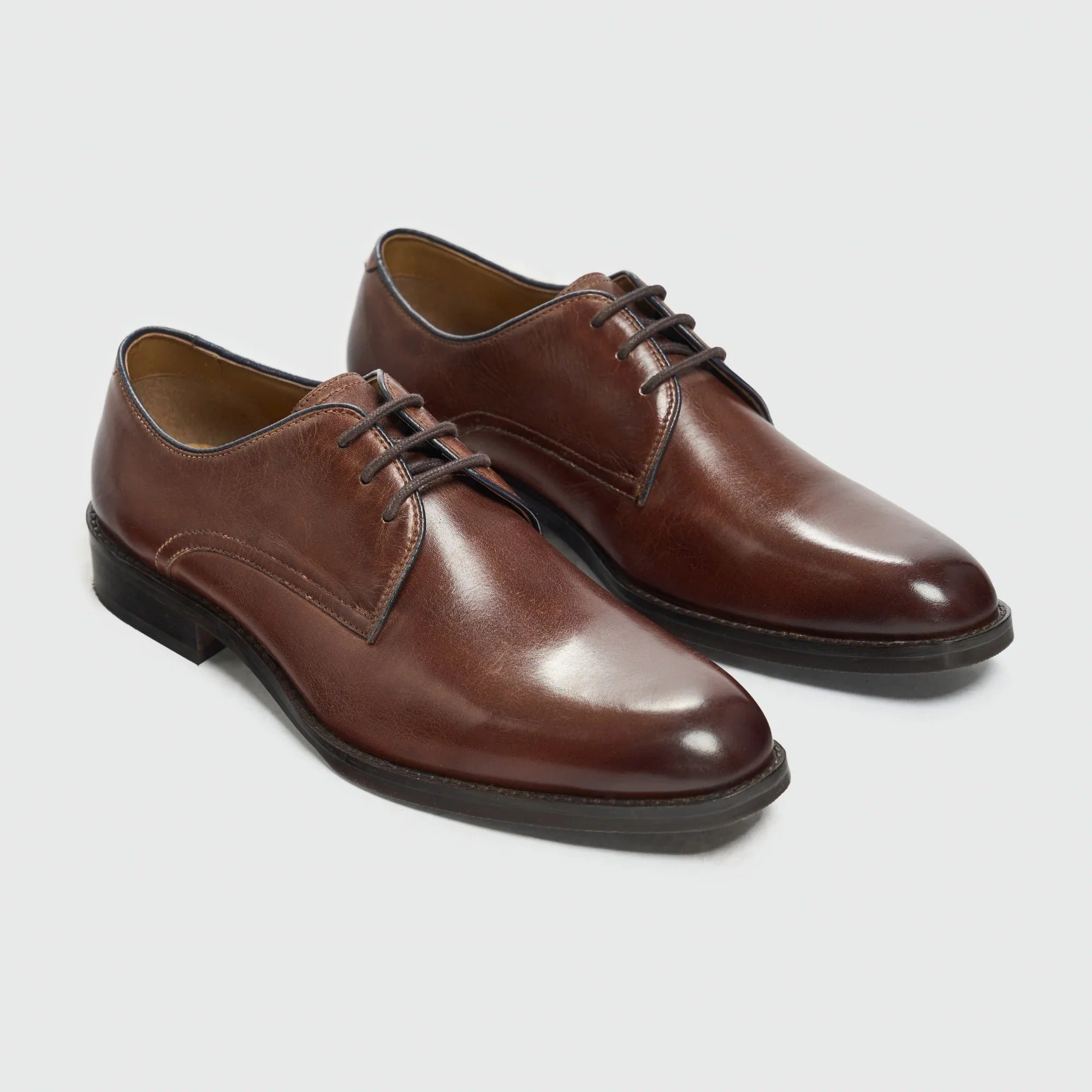 Taylor - Klassieke Derby-schoenen voor heren, bruin leer, met vetersluiting.