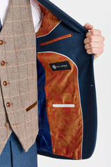 Viceroy Navy pak met contrasterend Harris Brown Tweed vest.