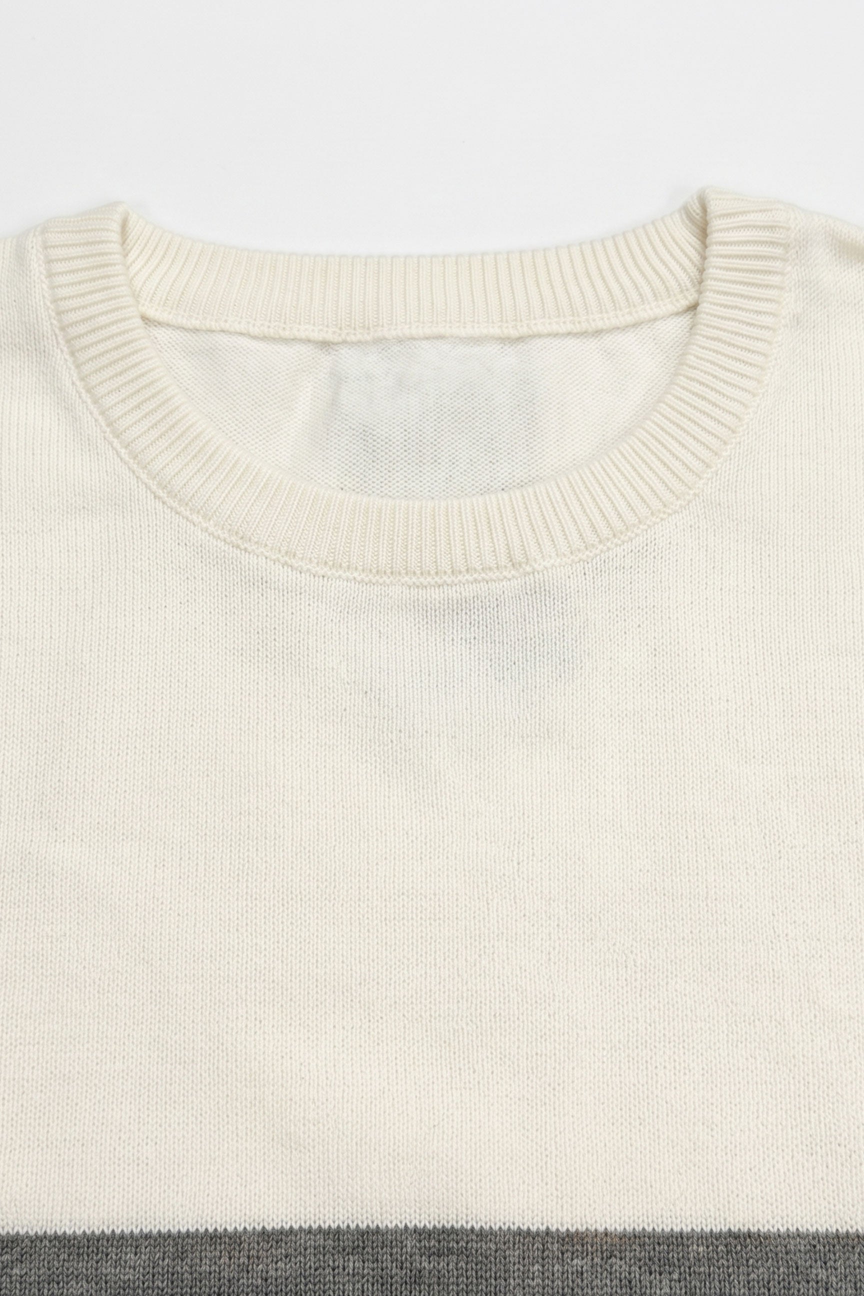 Wit en zwart gebreid T-shirt met kleurblokken voor heren